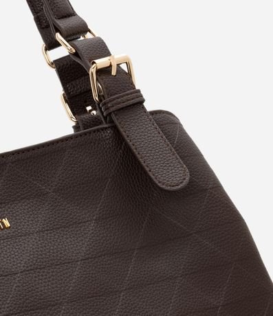 Cartera Hobo Grande con Textura y Detalles en Metal 5