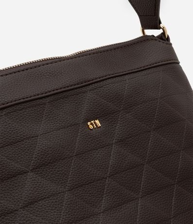 Bandolera Mediana Postman con Efecto Embossed y Correa de Grosgrain 7