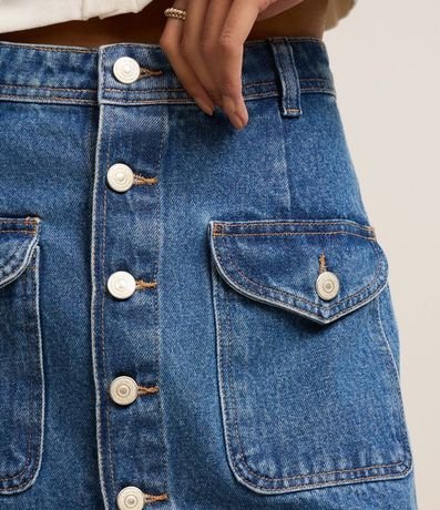 Pollera Corta en Jeans con Botones y Bolsillos Delanteros 4