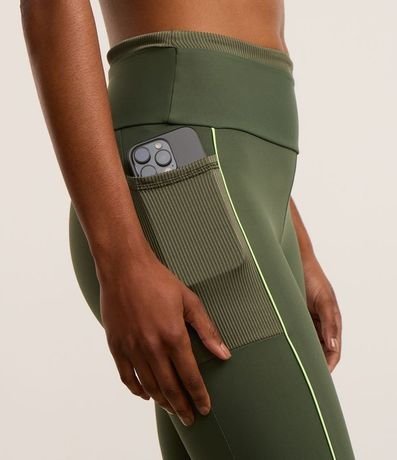 Pantalón Legging Deportiva con Recorte Texturizados y Bolsillos 4