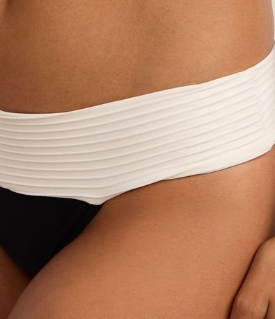Bikini Bombacha Lateral Ancho en Microfibra con Bloque de Color 3