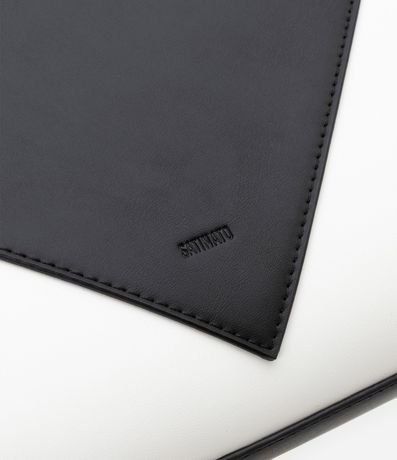 Bolsa Satchel Mediana con Detalles Contrastantes Bicolor 7