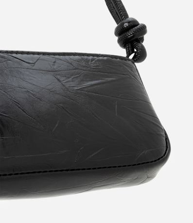 Cartera Billetera Transversal Grande con Asa Tubular y Detalles de Metal 4