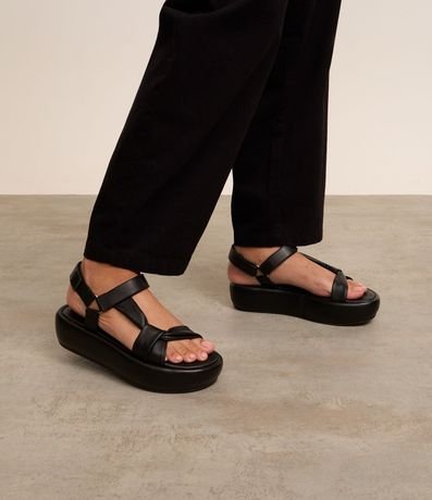 Sandalia Flatform con Tiras Torcidas 2