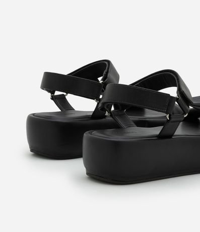 Sandalia Flatform con Tiras Torcidas 4