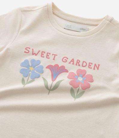 Conjunto Infantil con Estampa Flores - Talle 1 a 6 años 12