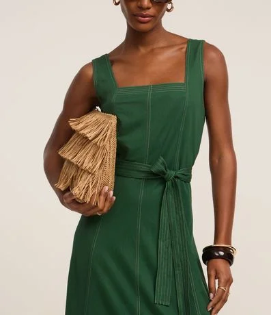 Vestido Evasê Largo en Orly con Costura Aparente 4