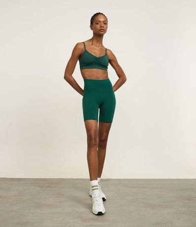 Bermuda en Microfibra con Bolsillo Funcional