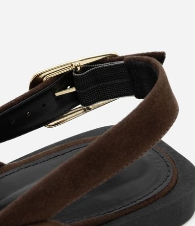 Zapatilla Slingback con Punta Fina y Hebilla Lateral Contrastante 3