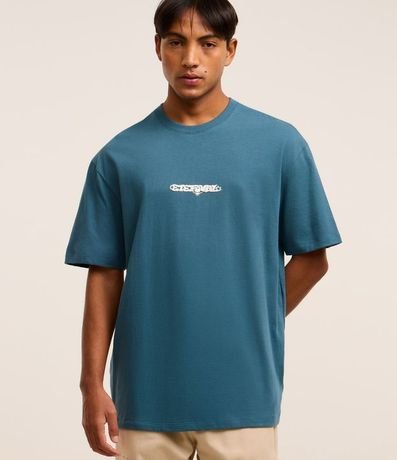 Remera Relaxed en Algodón con Estampa Localizada en Relieve Eternal