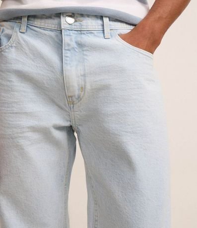 Pantalón Slim en Jeans con Bolsillos y Etiqueta Aplicada 4