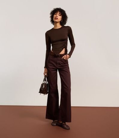 Pantalón Wide Leg en Sarga con Pespontos Contrastantes 5