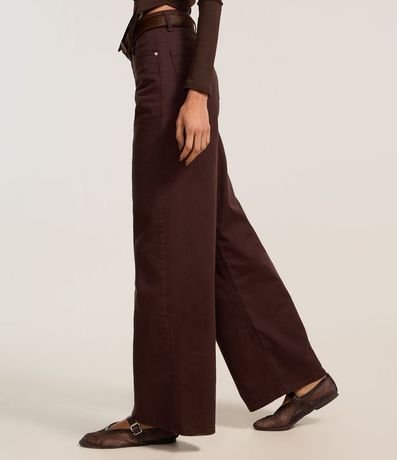 Pantalón Wide Leg en Sarga con Pespontos Contrastantes 3