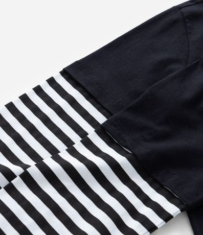 Remera Infantil con Estampa Merlina y Rayas - Talle 5 a 14 años 4