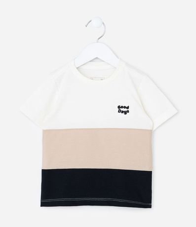 Remera Texturizada Infantil con Blocos de Cores y Bordado - Talle 1 a 6 años