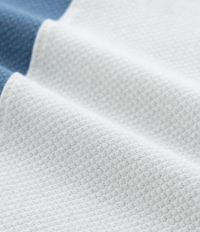 Remera Texturizada Infantil con Blocos de Cores y Bordado - Talle 1 a 6 años 4