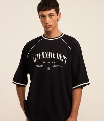 Remera Deportiva con Estampa en Relieve Collection 89
