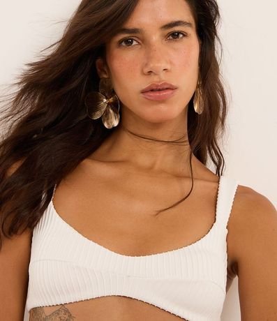 Bikini Top Remera en Microfibra Texturizada y Breteles Gruesos 3