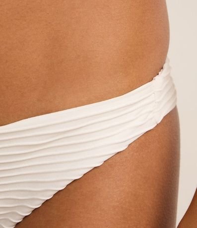 Bikini Bombacha Básica en Microfibra Texturizada con Hilo Doble 3