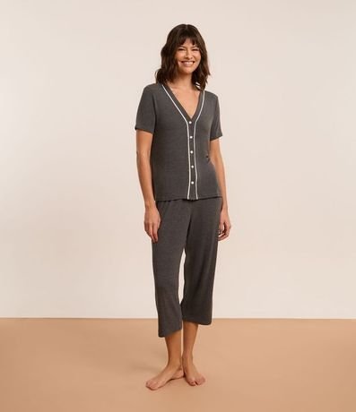 Pijama Americano Capri en Viscosa con Detalle Contrastante 2