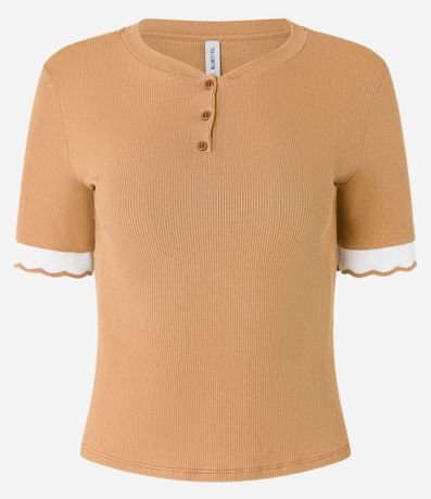 Blusa en Rib con Botones y Detalle en las Mangas 4