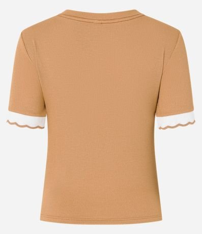 Blusa en Rib con Botones y Detalle en las Mangas 6