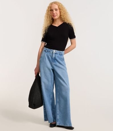 Blusa en Rib con Botones y Detalle en las Mangas 2