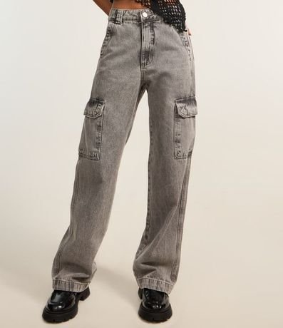 Pantalón Recto Comfort en Jeans con Bolsillos Cargo 3