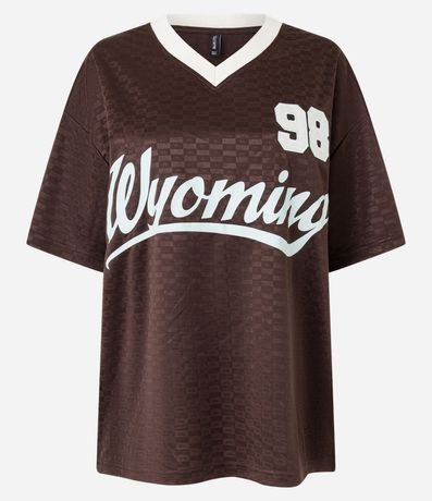 Remera Oversized Sportcore con Lettering Wyoming 7