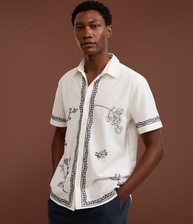 Camisa Comfort en Algodón con Bordado Floral