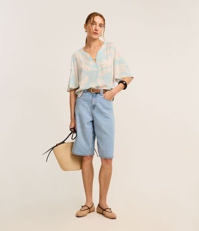 Blusa en Viscosa con Escote V y Estampa Follaje 2