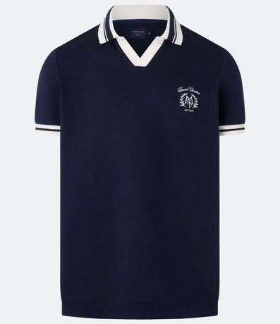 Remera Polo Comfort con Detalles Contrastantes y Estampa de Escudo 4