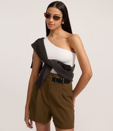 Short Recto Sastre con Cintura Alta y Medio Cinturón Delantero 2