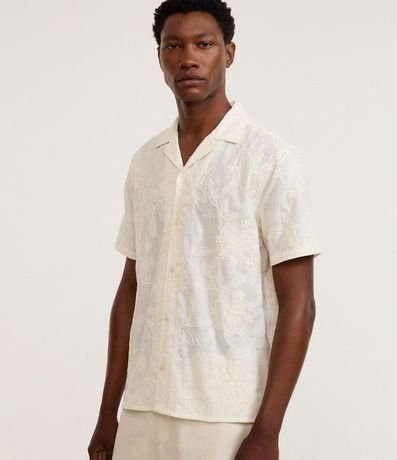 Camisa Comfort en Algodón con Bordado Floral y Texturizada