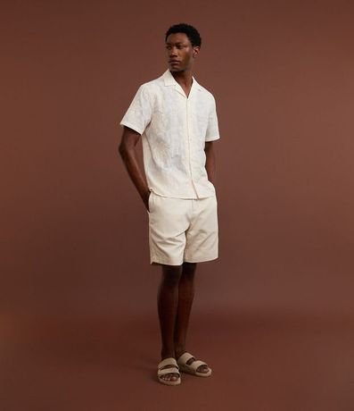 Camisa Comfort en Algodón con Bordado Floral y Texturizada 2