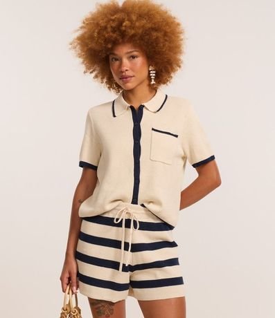 Blusa Comfort en Punto con Cuello Inglés y Detalles Contrastantes 3