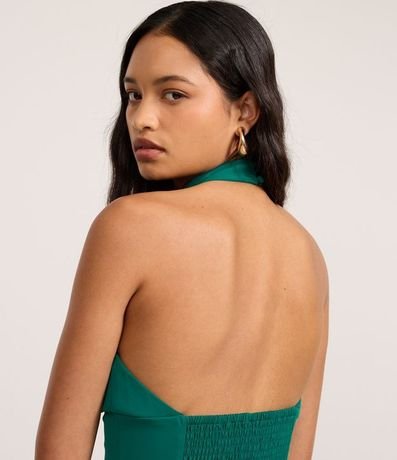 Blusa Cropped en Crepé con Escote Halter 3