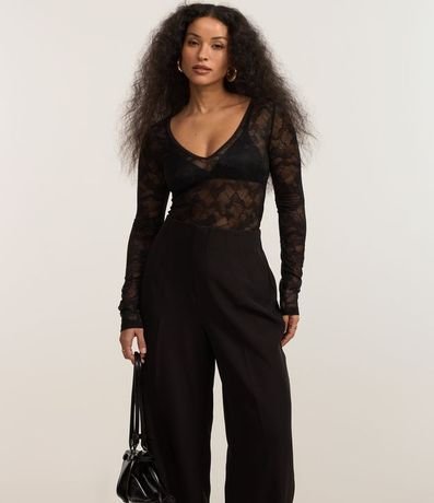 Pantalón Wide Leg en Sastrería y Recorte V en la Espalda