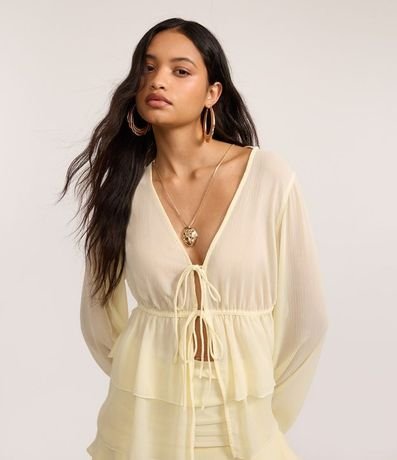 Blusa con Lazo Delantero y Manga Larga Ajustada