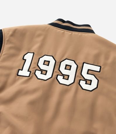 Campera Infantil Bomber con Patchs de Baseball - Talle 5 a 14 años 11