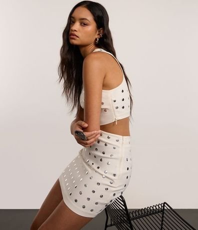 Pollera Corta en Bengalina con Tachuelas Metalizadas 5