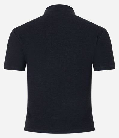 Blusa Básica Texturizada en Viscosa con Cuello Alto 7