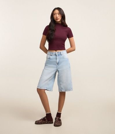 Blusa Básica Texturizada en Viscosa con Cuello Alto 2