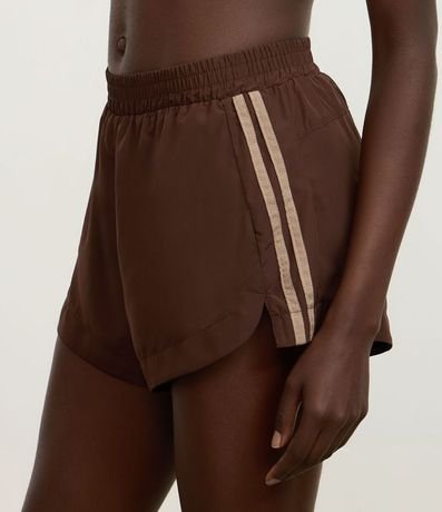 Bermuda Runner Deportiva con Rayas Laterales 2