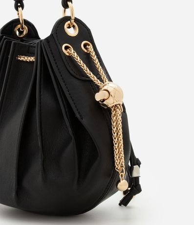 Cartera Bucket Pequena Cierre de Saco con Detalles en Metal Boho Romántico 4