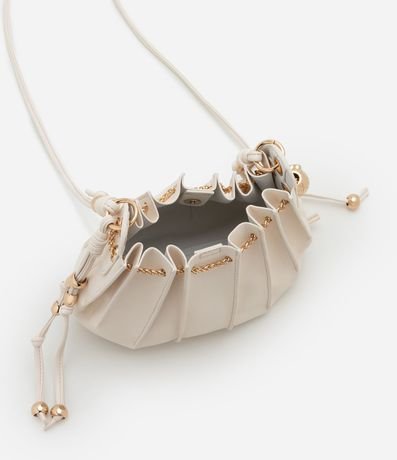 Cartera Bucket Pequena Cierre de Saco con Detalles en Metal Boho Romántico 4