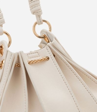 Cartera Bucket Pequena Cierre de Saco con Detalles en Metal Boho Romántico 5