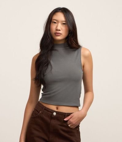 Blusa en Rib con Cuello Alto