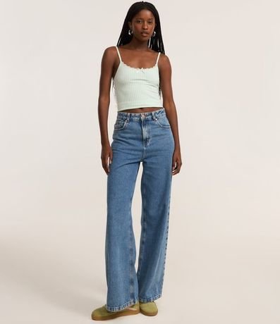 Blusa Texturizada en Seamless de Bretel Fino con encaje y moña 2