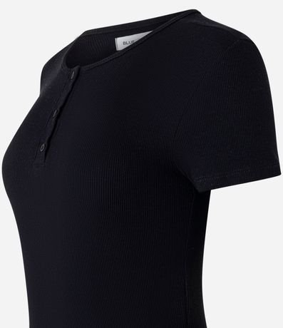 Blusa en Rib con Botones en el Cuello 6
